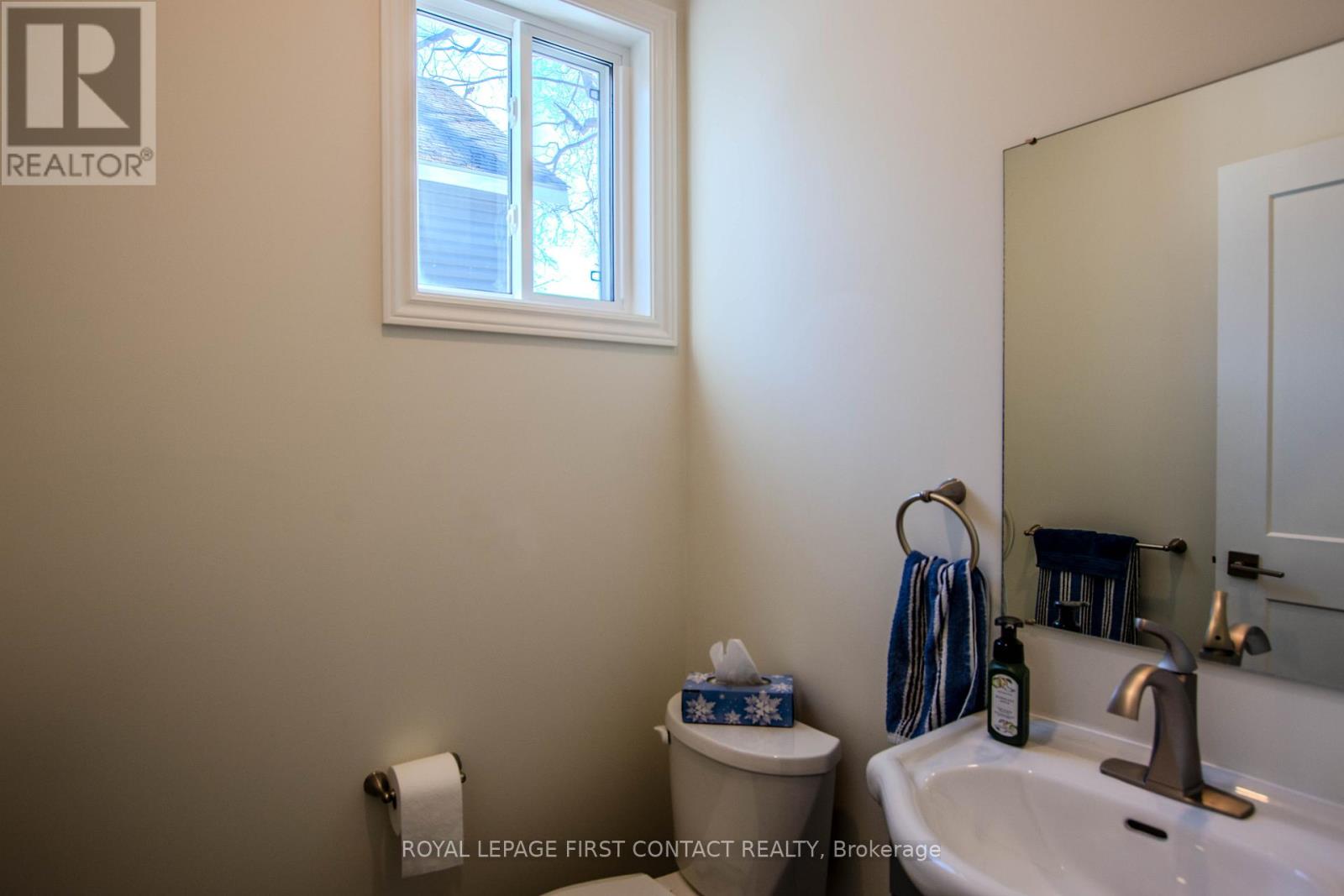 144 Memorial Avenue, Orillia, Ontario  L3C 5X2 - Photo 19 - S13098736
