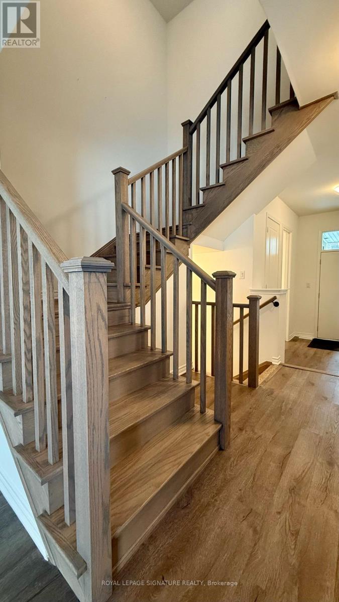 1704 Dance Court, Milton, Ontario  L9E 2A3 - Photo 17 - W12969612