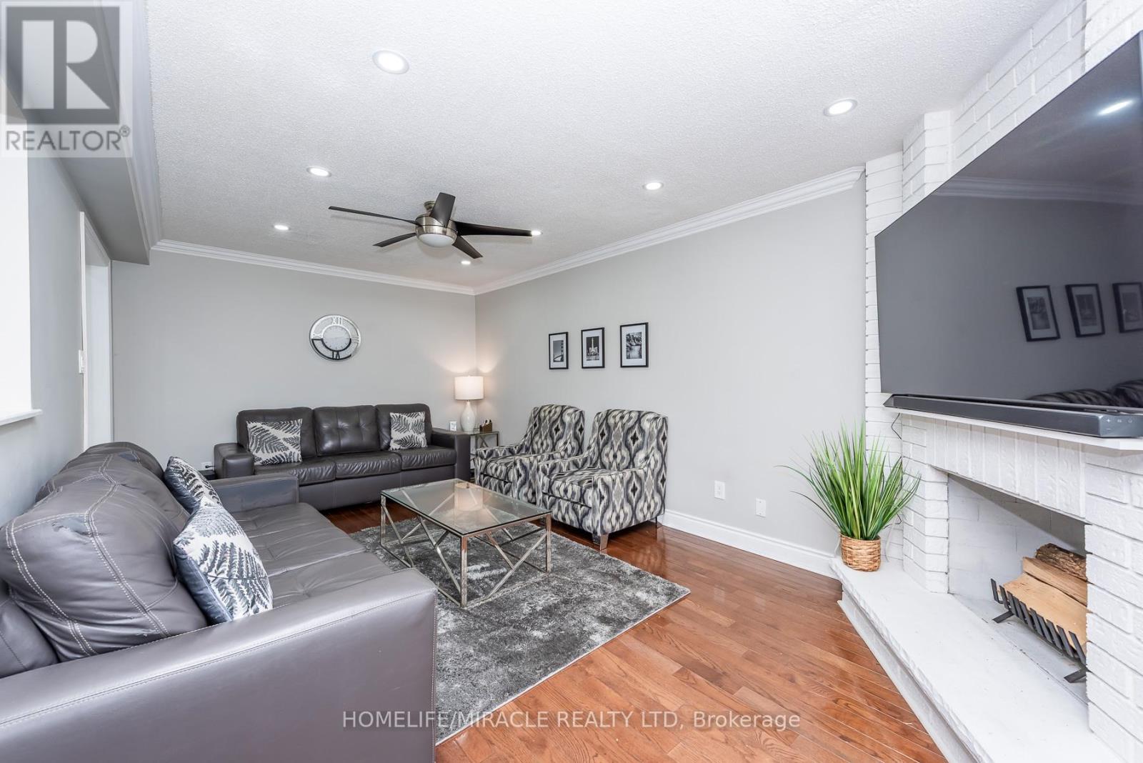 5457 Heritage Hills Boulevard, Mississauga, Ontario  L5R 2H4 - Photo 12 - W13092752