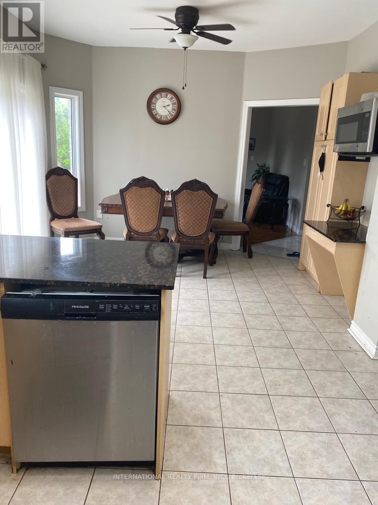 8 Cheltenham Road, Barrie (Georgian Drive), Ontario  L4M 6T2 - Photo 19 - S13099994
