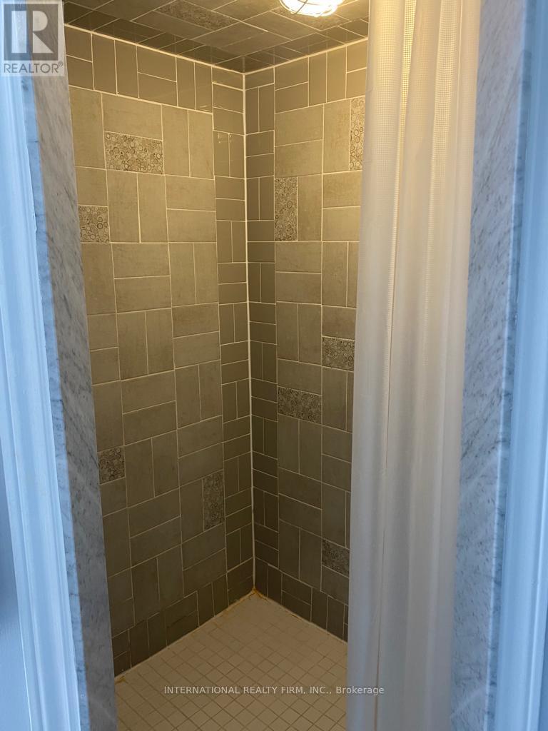 8 Cheltenham Road, Barrie (Georgian Drive), Ontario  L4M 6T2 - Photo 5 - S13099994