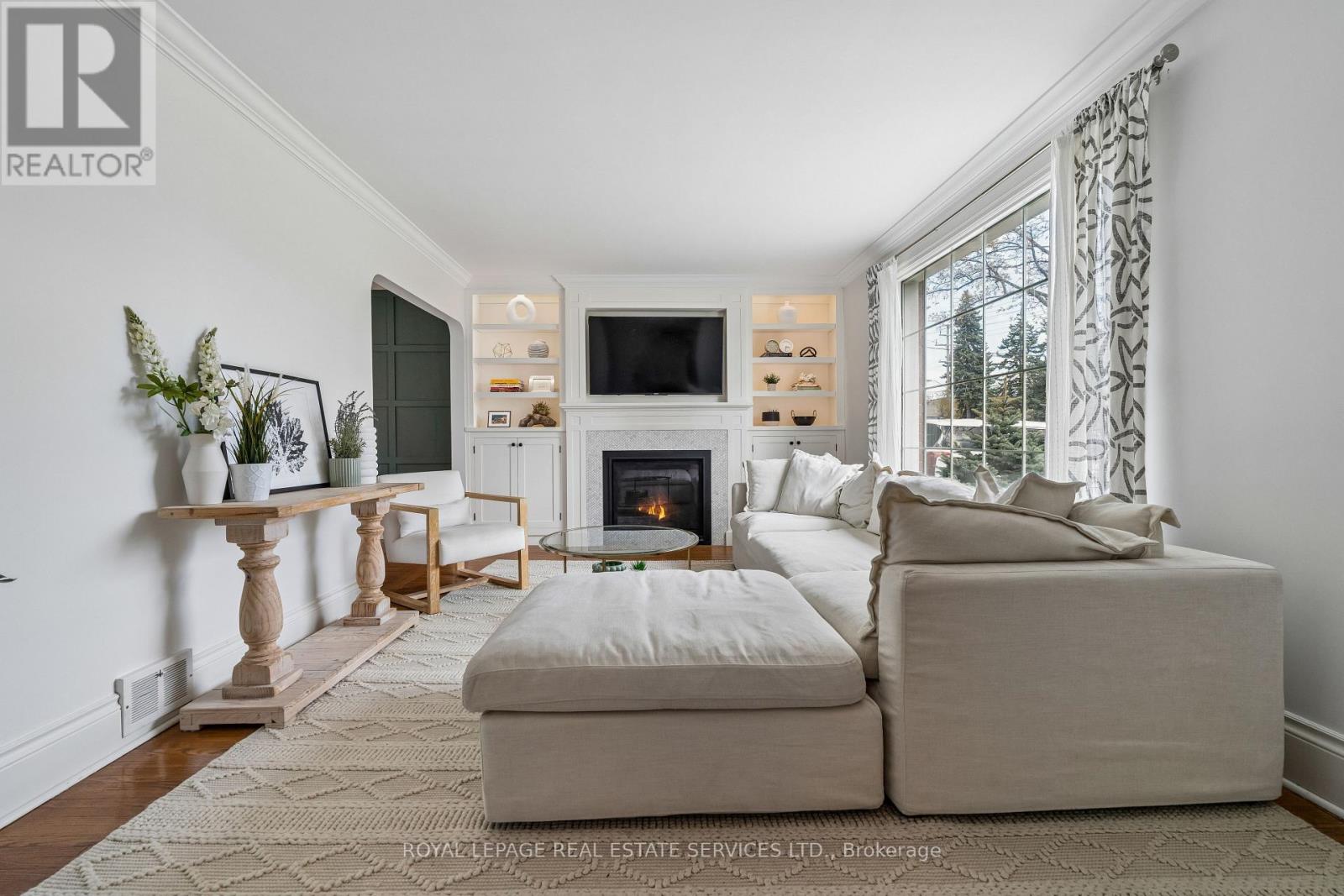 196 Berry Road, Toronto, Ontario  M8Y 1W8 - Photo 2 - W13099952