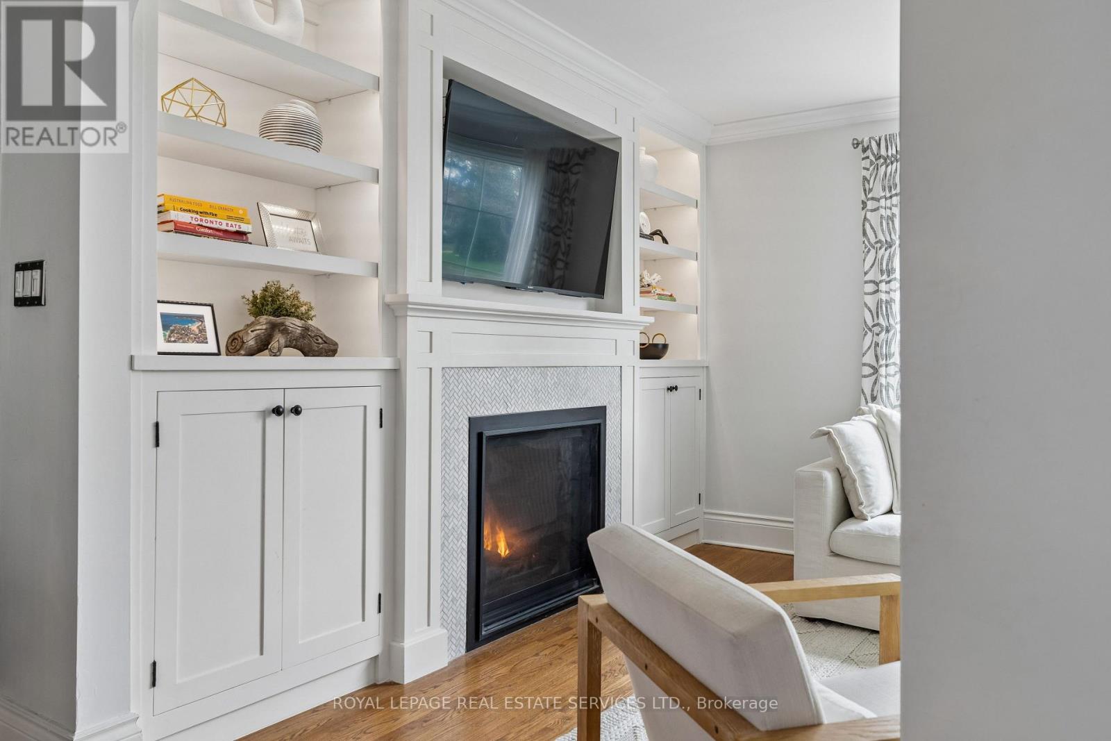 196 Berry Road, Toronto, Ontario  M8Y 1W8 - Photo 4 - W13099952