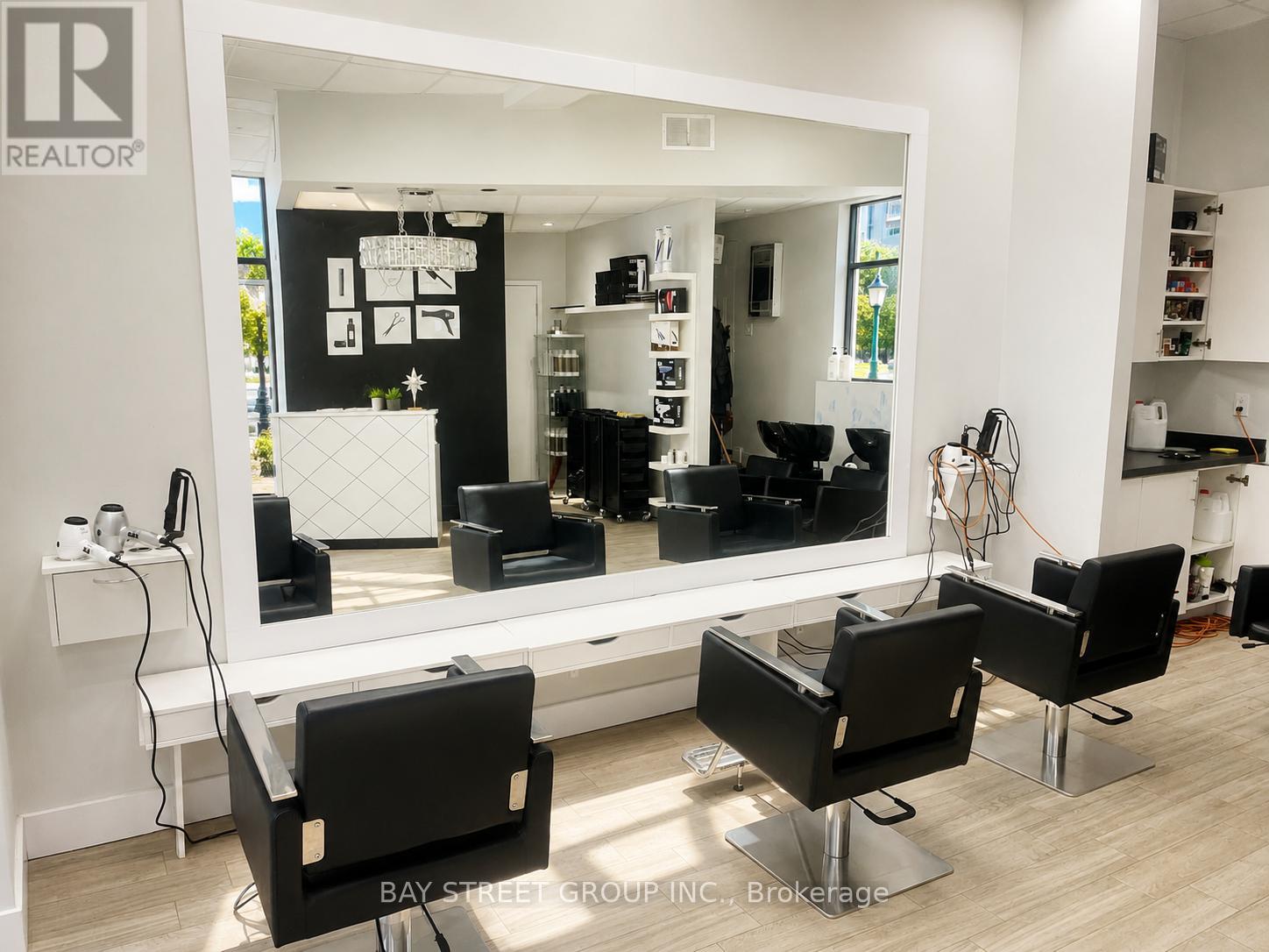 3091 George Savage Avenue N, Oakville, Ontario  L6M 4M2 - Photo 6 - W13099970
