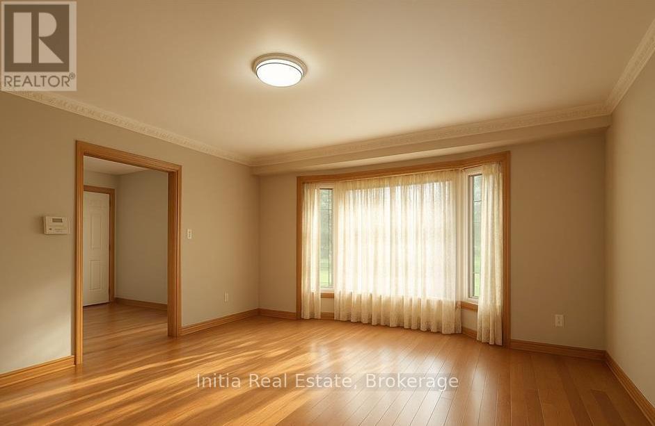 216 Highbury Avenue N, London East, Ontario  N5Z 2W7 - Photo 2 - X13099986