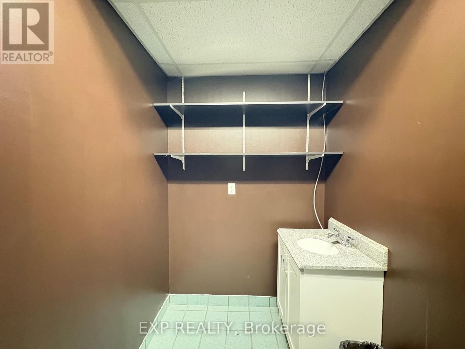 2 - 1811 Dundas Street, London East, Ontario  N5W 3E6 - Photo 10 - X13100014