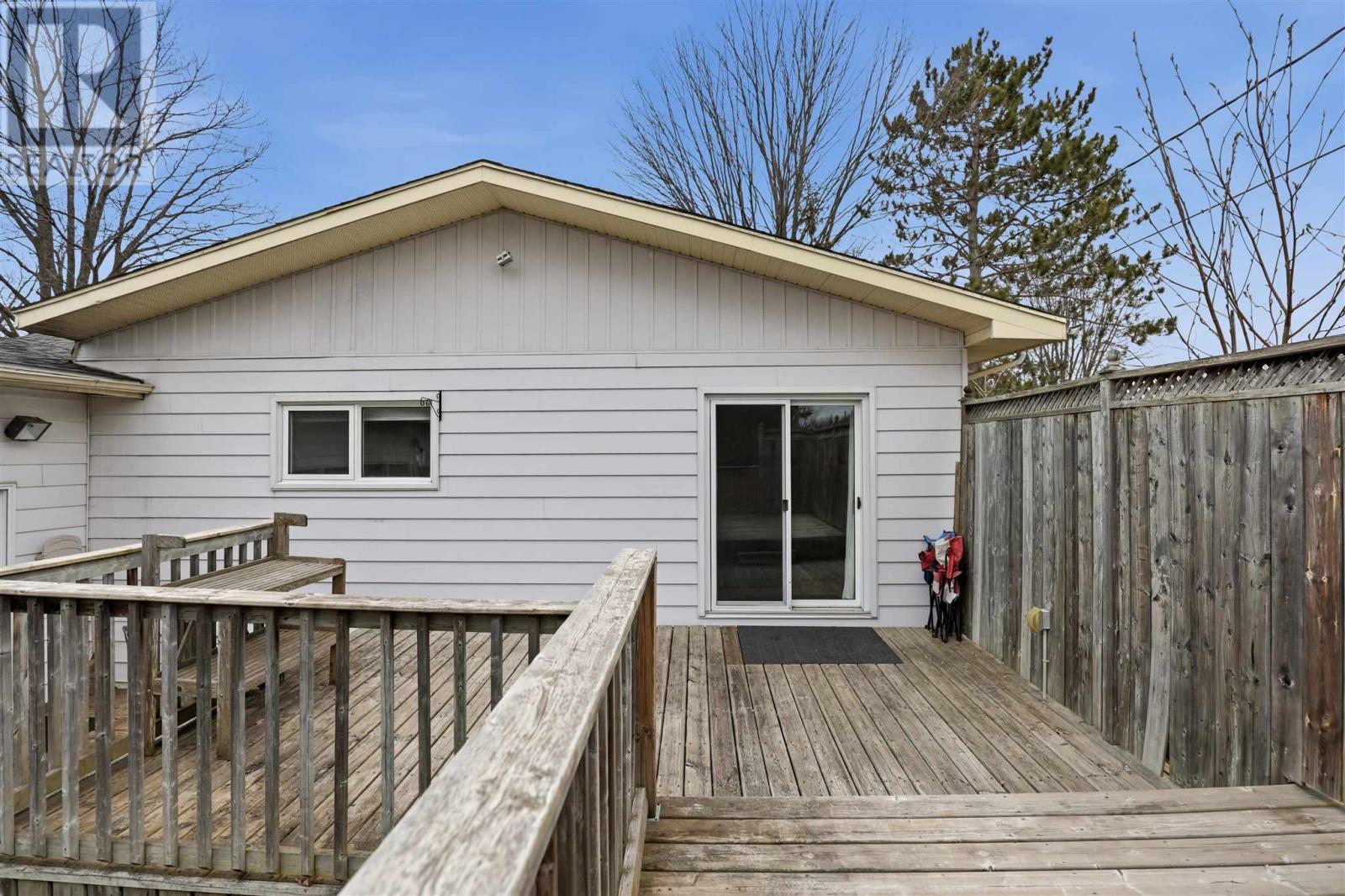 221 Chambers Ave, Sault Ste. Marie, Ontario  P6A 4V2 - Photo 37 - SM260914