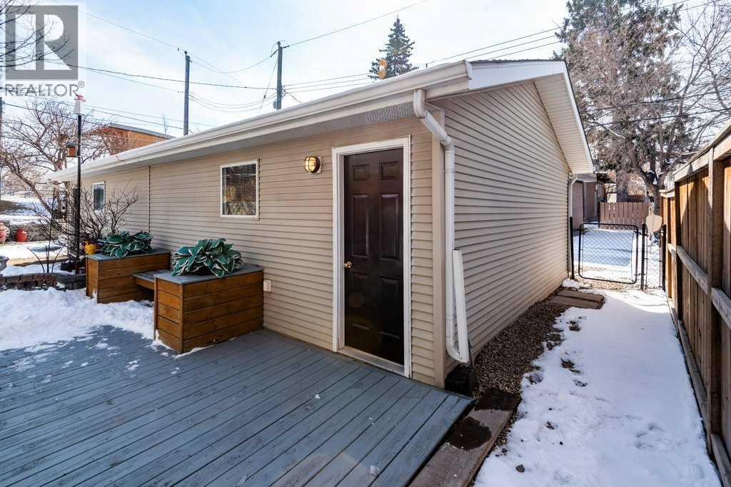 703 52 Avenue SW, Calgary, Alberta  T2V 0B6 - Photo 31 - A2299270