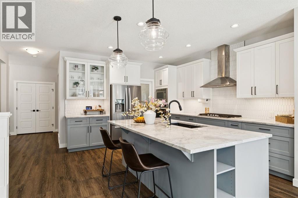 36 Crestbrook Link Sw, Calgary, Alberta  T3B 1G9 - Photo 5 - A2306443