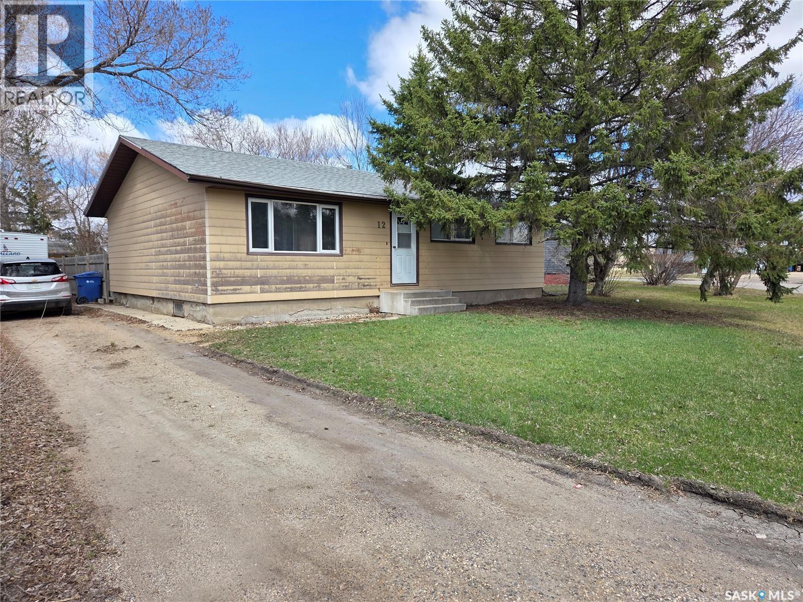 12 Mountain Drive, Carlyle, Saskatchewan  S0C 0R0 - Photo 2 - SK034736