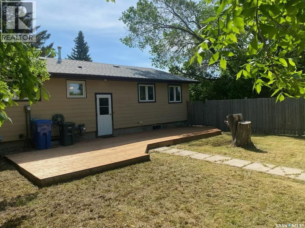 12 Mountain Drive, Carlyle, Saskatchewan  S0C 0R0 - Photo 3 - SK034736