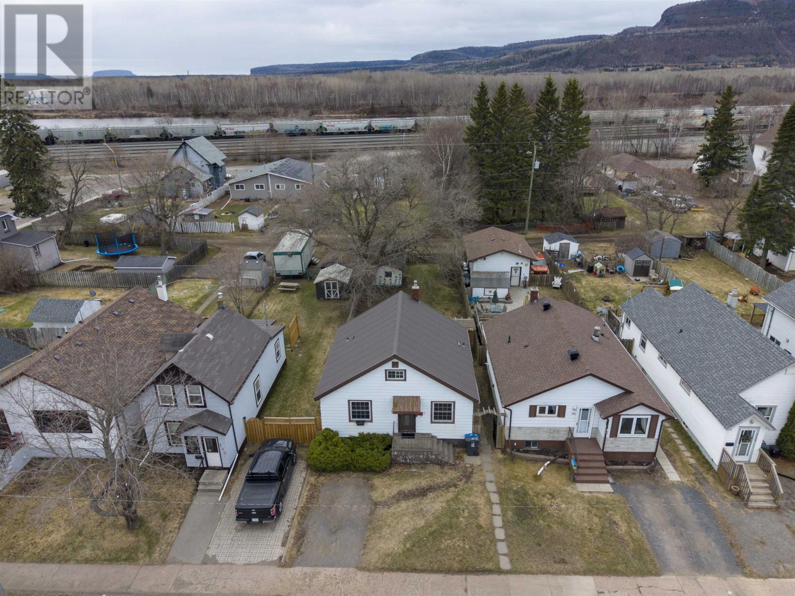288 Amelia St E, Thunder Bay, Ontario  P7E 3Z7 - Photo 34 - TB2600948