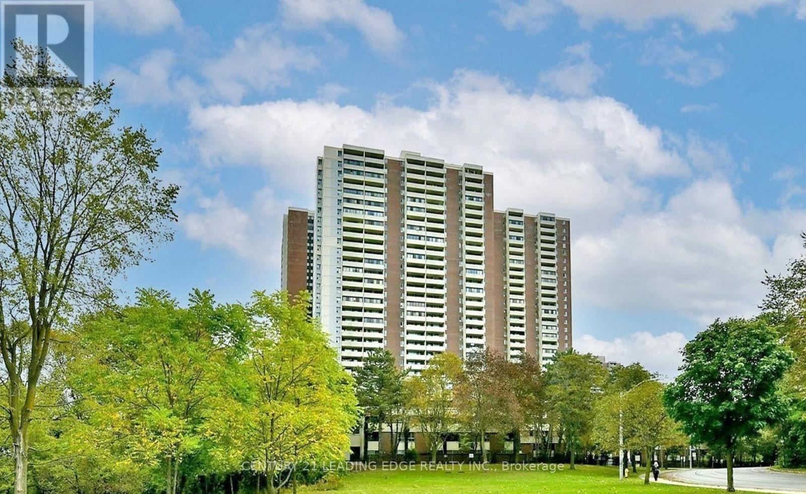 2411 - 5 MASSEY SQUARE, Toronto, Ontario