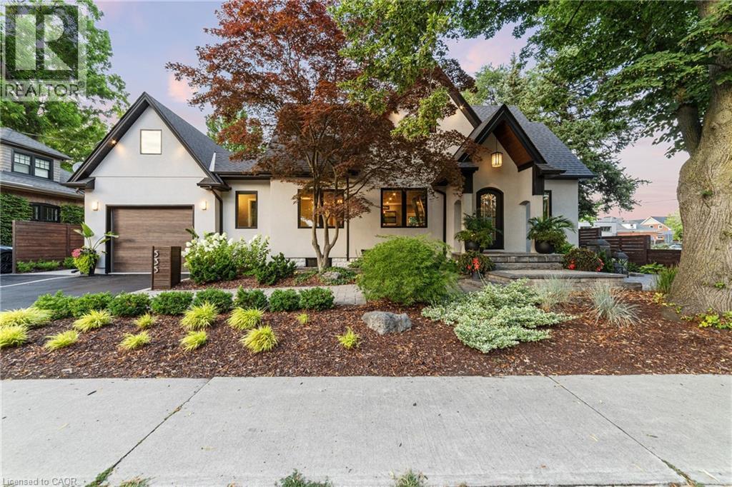 535 LOCUST Street, Burlington, Ontario