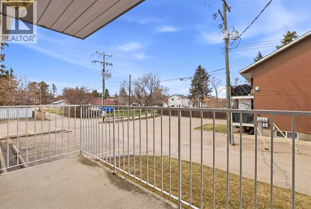 203, 5414 53 Street, Lacombe, Alberta  T4L 1C1 - Photo 12 - A2307841