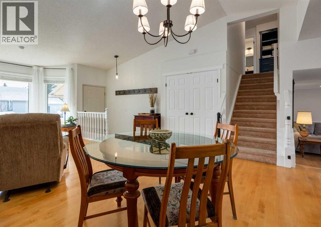 109 Sundown Place Se, Calgary, Alberta  T2X 3B7 - Photo 8 - A2300285