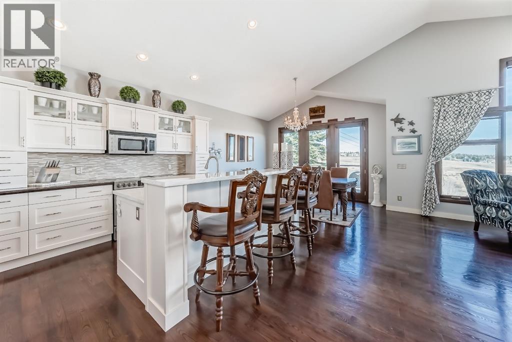 326 Tuscany Ravine Road Nw, Calgary, Alberta  T3L 3A8 - Photo 11 - A2306366