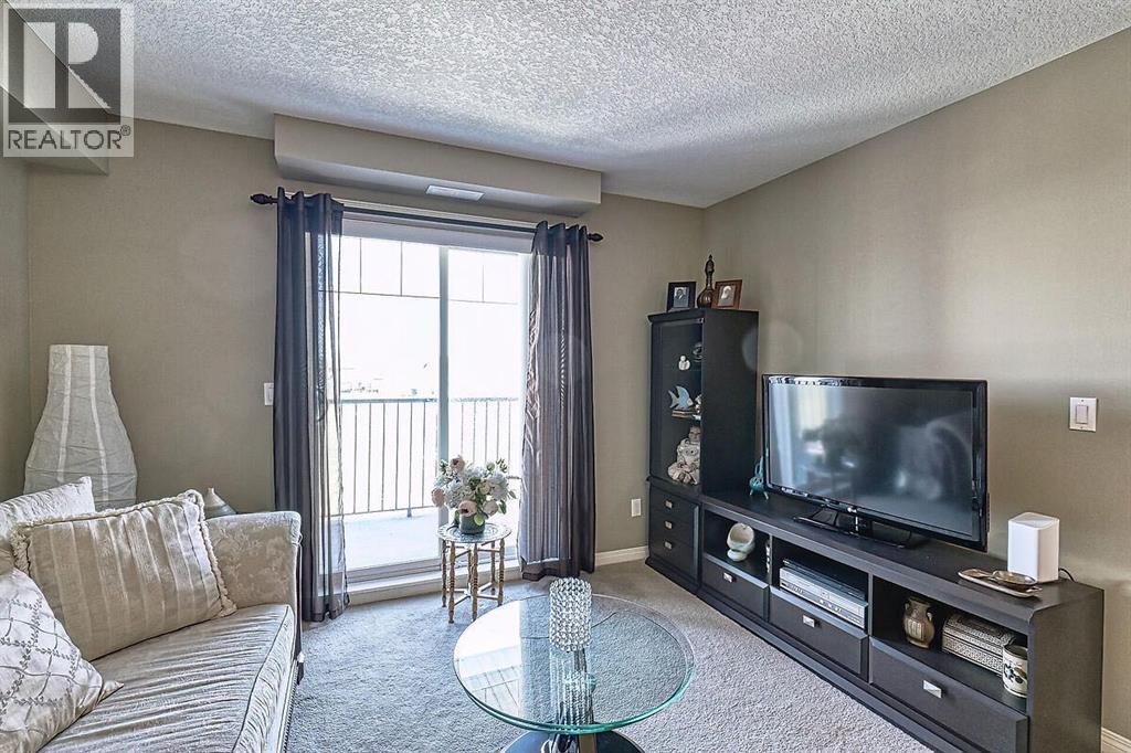 1304, 175 Panatella Hill Nw, Calgary, Alberta  T3K 0V9 - Photo 11 - A2307309