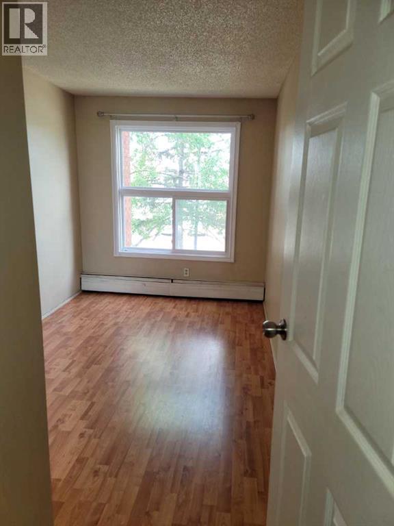 209, 1712 38 Street SE, Calgary, Alberta  t2a 1h1 - Photo 2 - A2309274