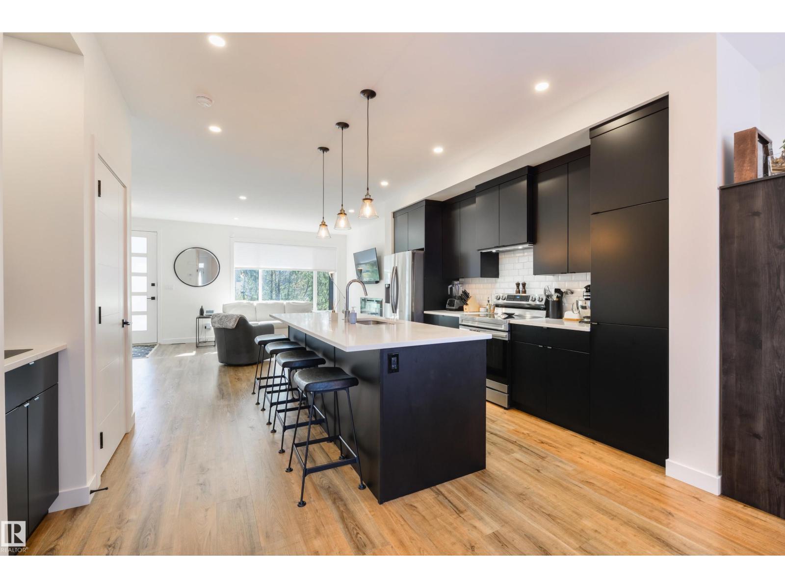 11414 125 ST NW, edmonton, Alberta