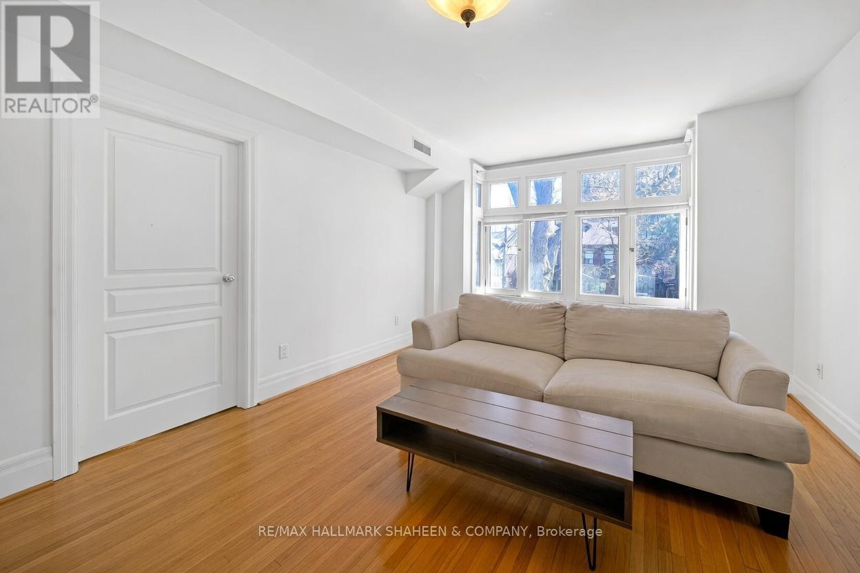 2 - 12 Foxbar Road, Toronto (Yonge-St. Clair), Ontario  M4V 2G6 - Photo 4 - C13100028