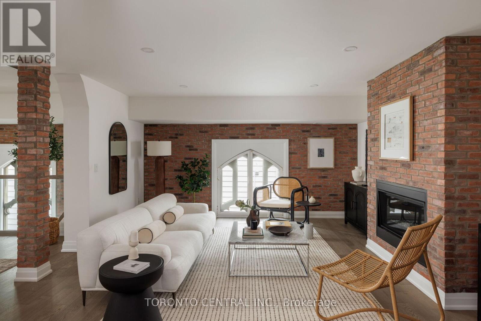 2 - 175 Jones Avenue, Toronto (South Riverdale), Ontario  M4M 3A2 - Photo 8 - E13100040