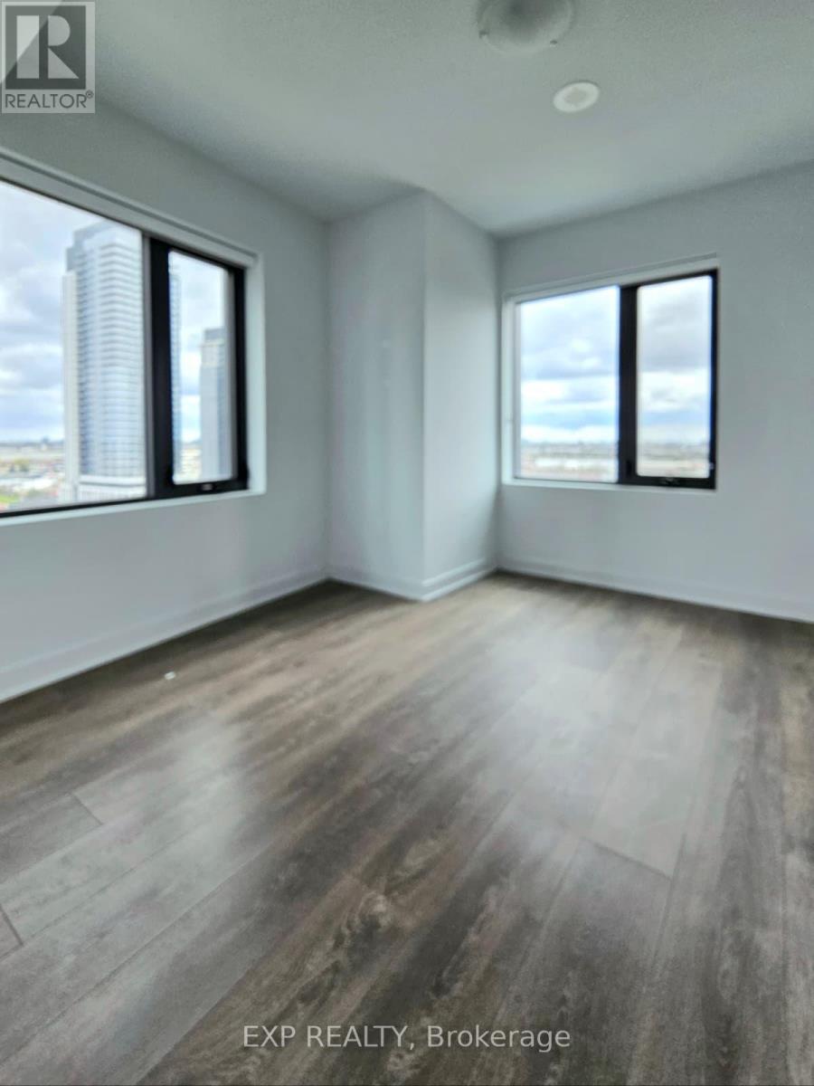1307 - 2920 Highway 7 Road, Vaughan (Concord), Ontario  L4K 0P4 - Photo 4 - N13100044