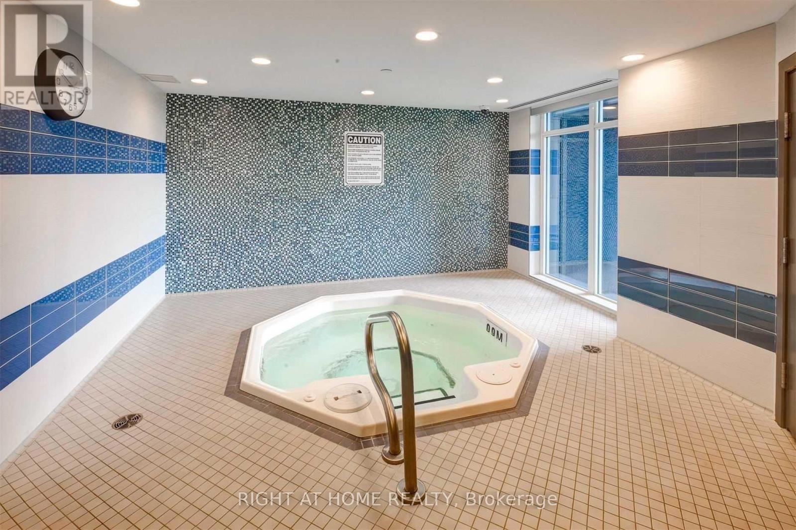 631 - 7165 Yonge Street E, Markham (Thornhill), Ontario  L3T 0M9 - Photo 11 - N13100046