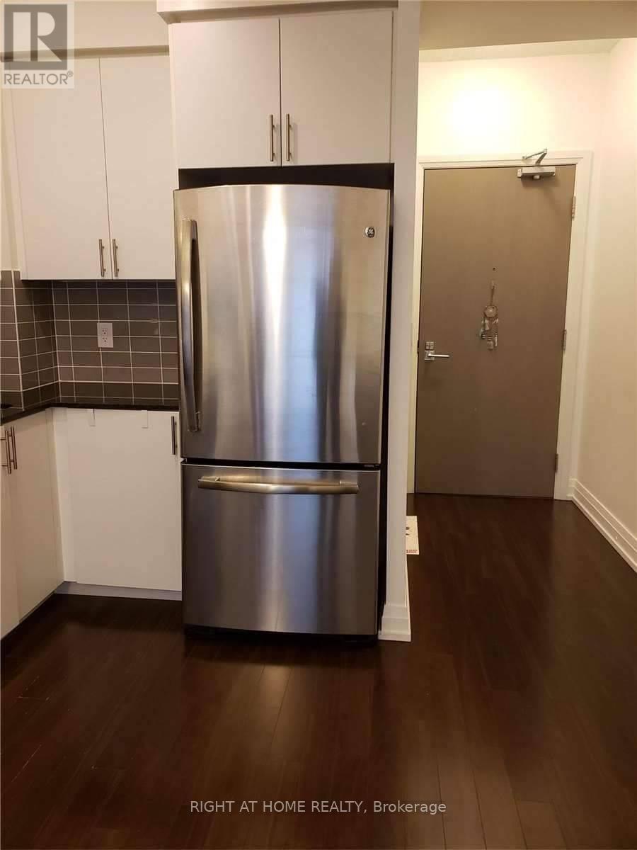 631 - 7165 Yonge Street E, Markham (Thornhill), Ontario  L3T 0M9 - Photo 5 - N13100046