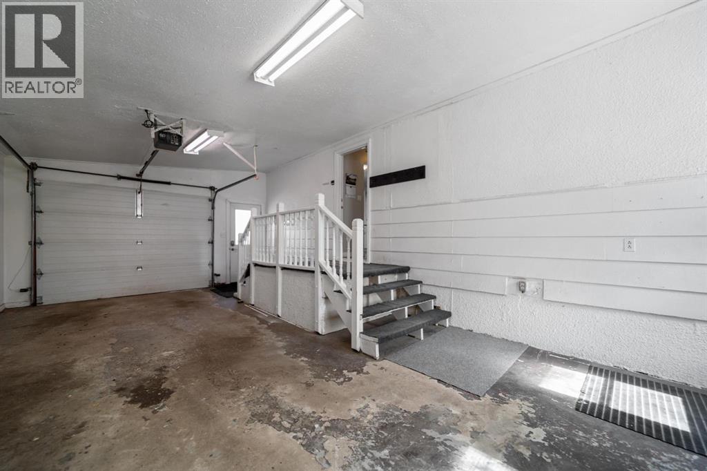 5705 48 Avenue, Stettler, Alberta  T0C 2L2 - Photo 27 - A2308105