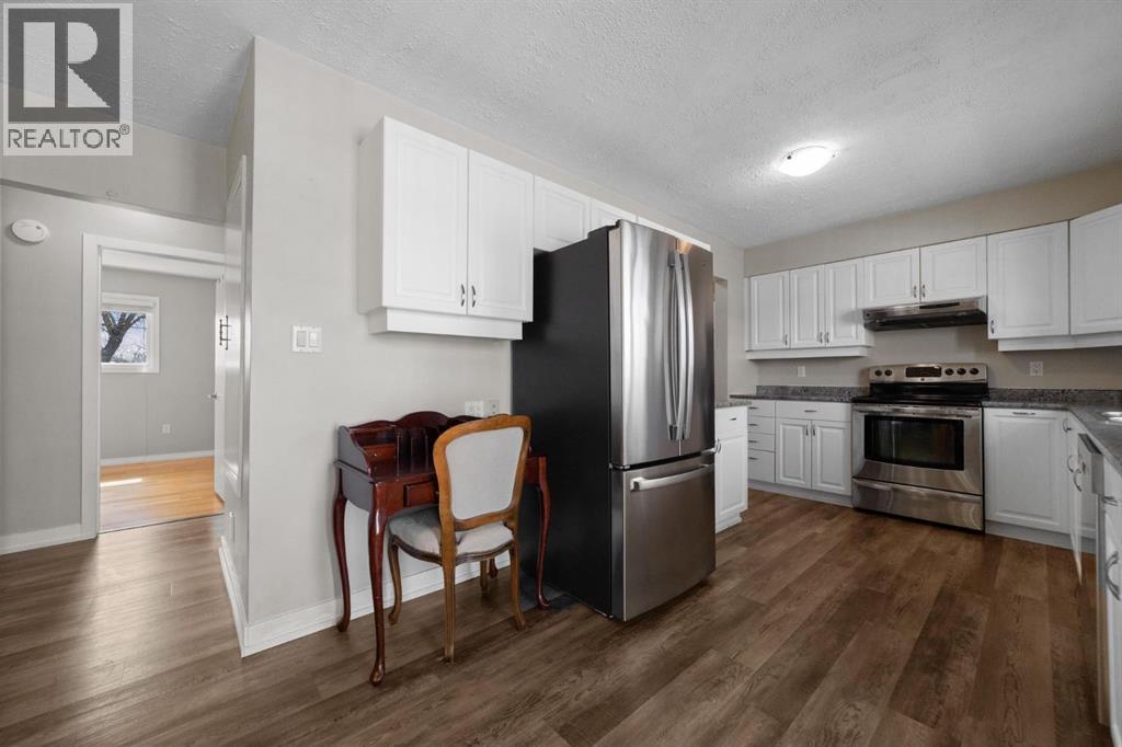 5705 48 Avenue, Stettler, Alberta  T0C 2L2 - Photo 7 - A2308105