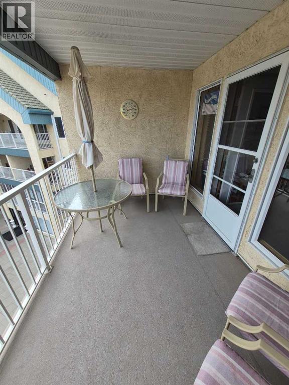 418, 20 3 Street S, Lethbridge, Alberta  T1J 4P1 - Photo 3 - A2308895