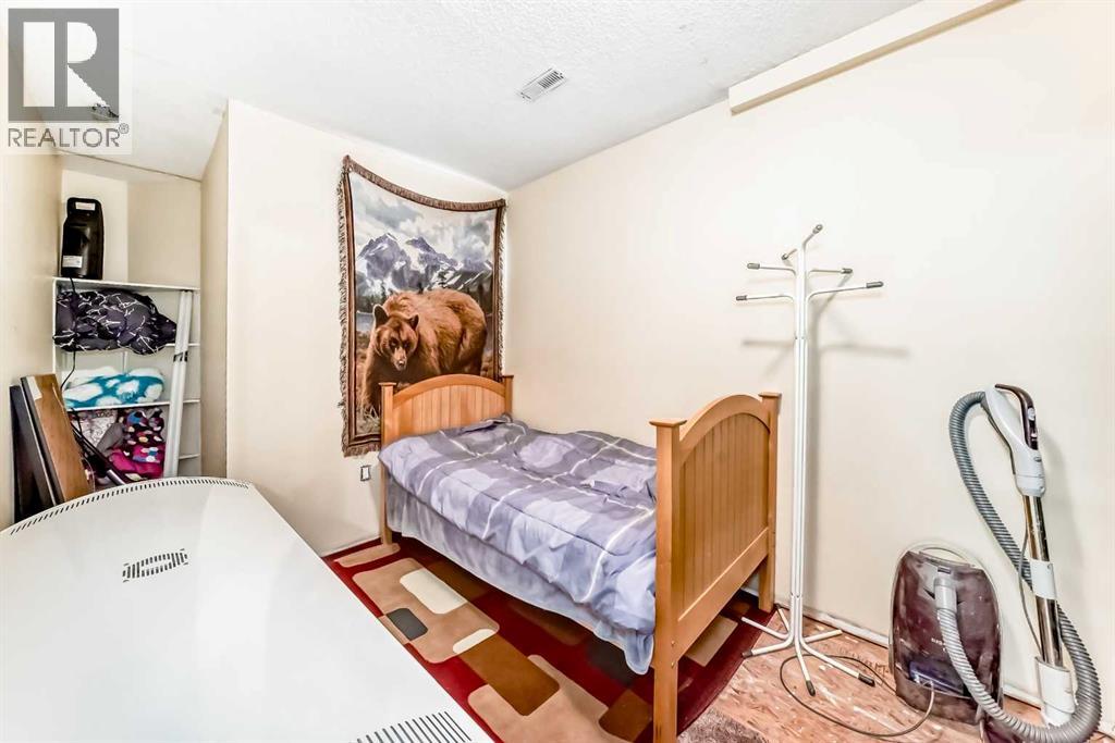 127 Mckerrell Way Se, Calgary, Alberta  T2Z 1R1 - Photo 27 - A2307477