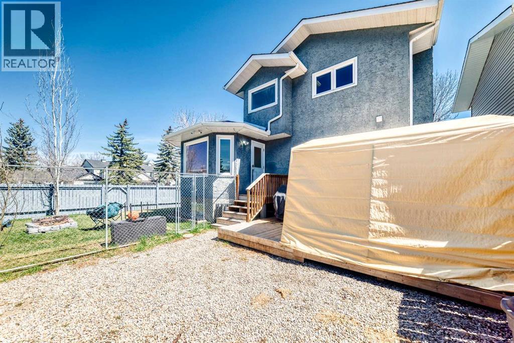 127 Mckerrell Way Se, Calgary, Alberta  T2Z 1R1 - Photo 36 - A2307477