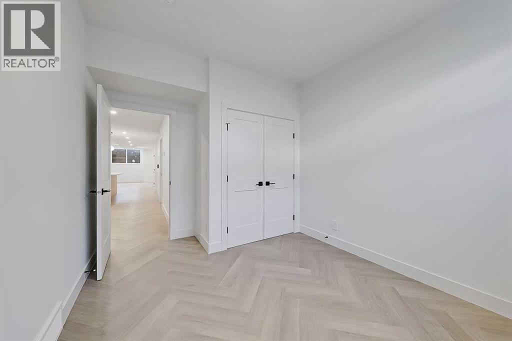 2216 35 Street Sw, Calgary, Alberta  T3E 2X8 - Photo 47 - A2286277