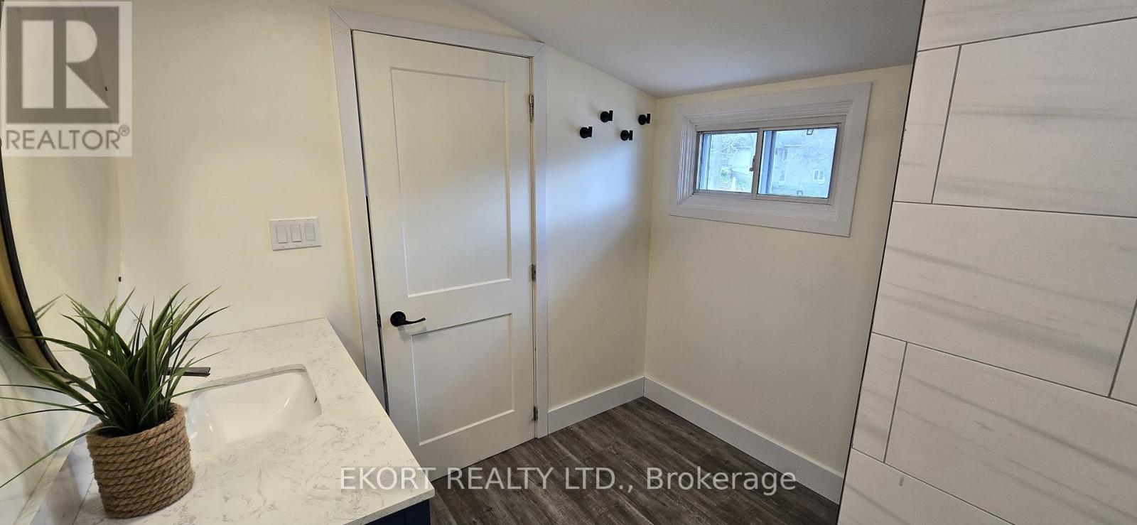 4 South Street S, Prince Edward County, Ontario  K0K 2T0 - Photo 40 - X13100082