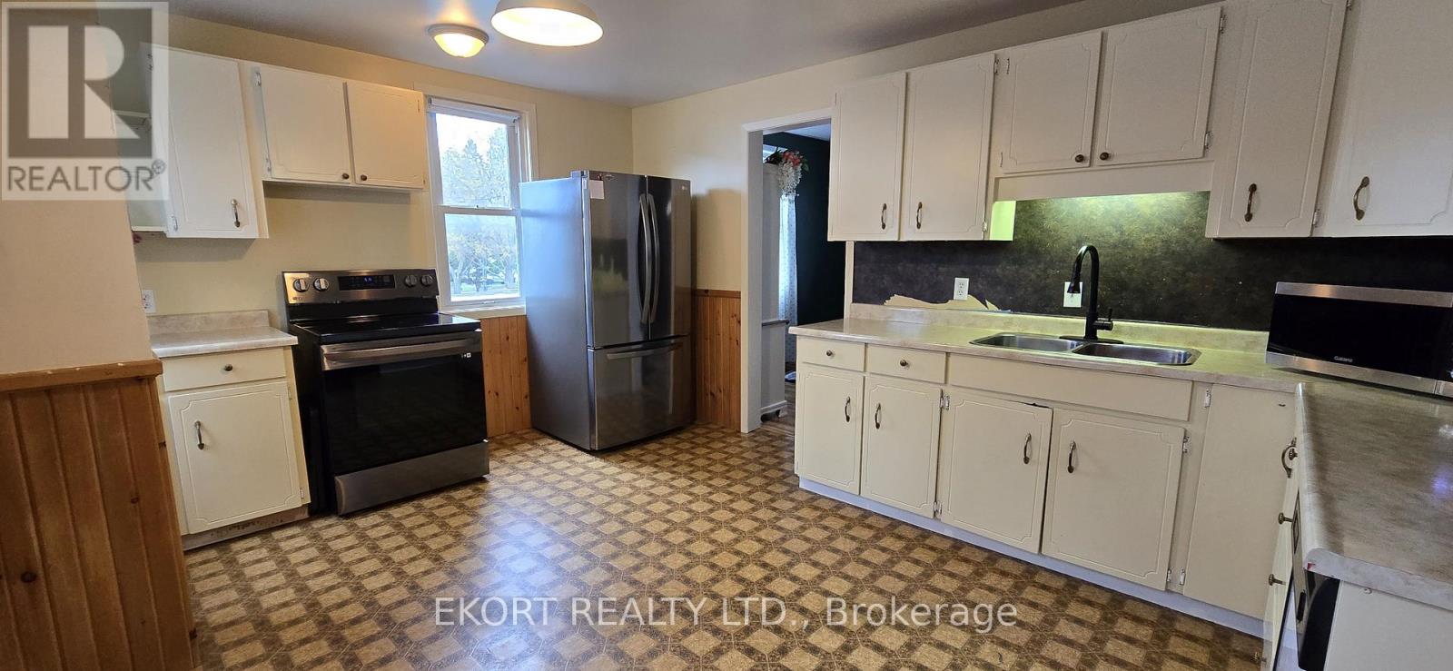 4 South Street S, Prince Edward County, Ontario  K0K 2T0 - Photo 9 - X13100082