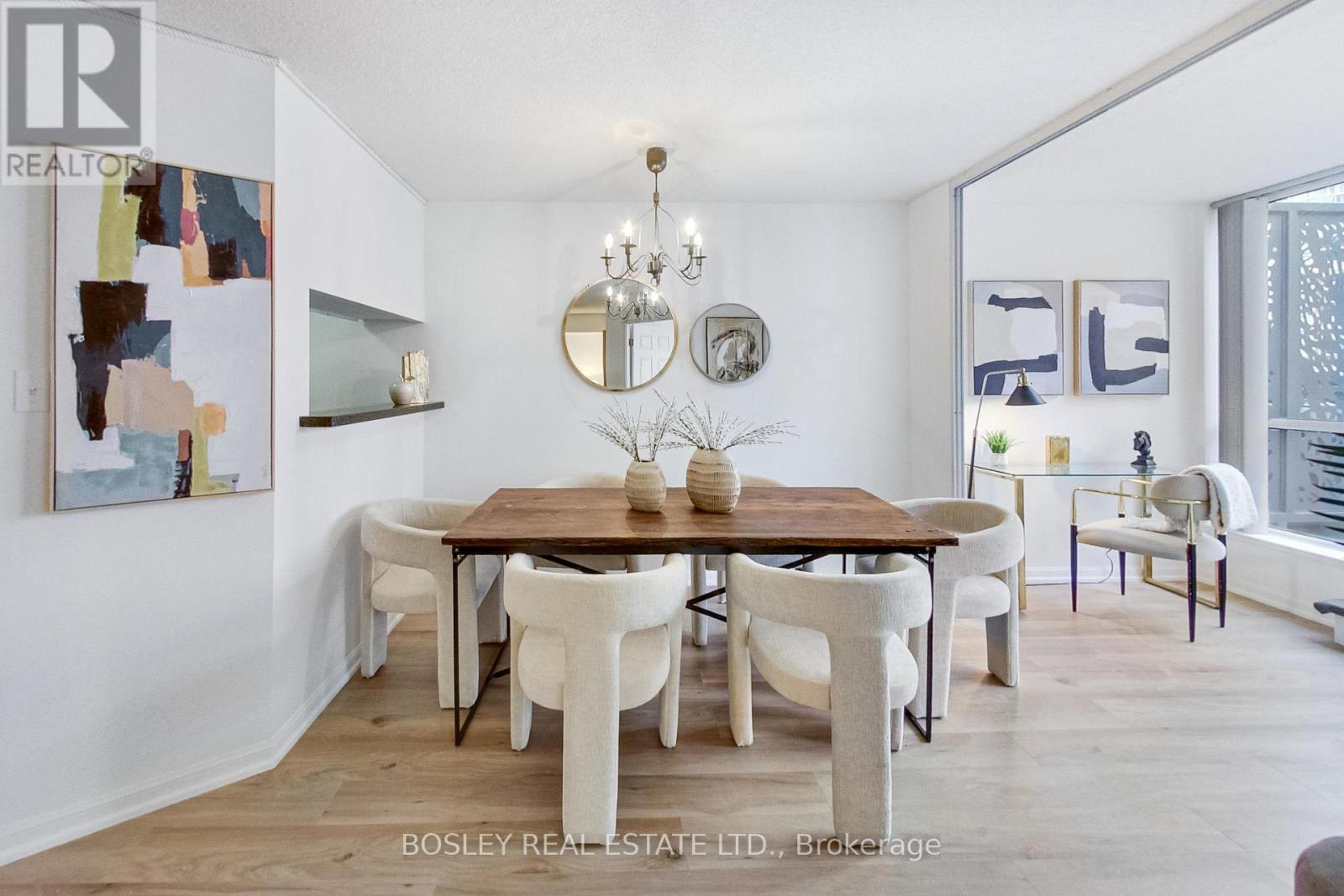 209 - 24 Wellesley Street W, Toronto, Ontario  M4Y 2X6 - Photo 16 - C13100098