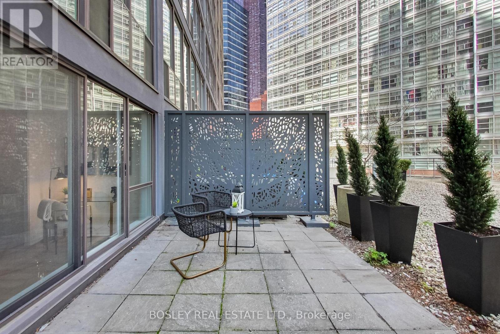 209 - 24 Wellesley Street W, Toronto, Ontario  M4Y 2X6 - Photo 27 - C13100098