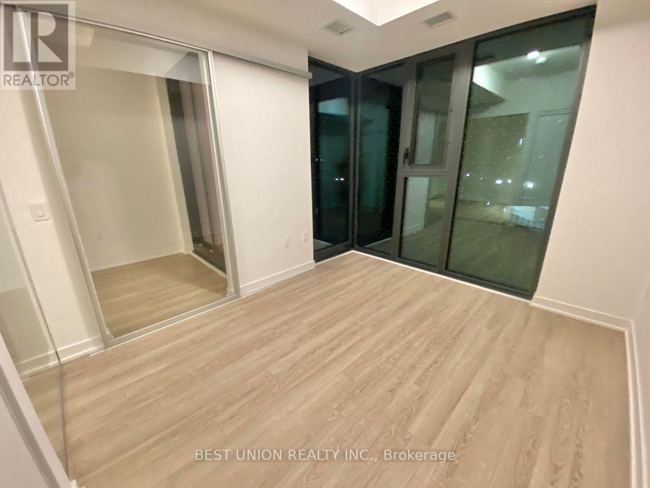 516 - 250 Lawrence Avenue W, Toronto, Ontario  M5M 1B1 - Photo 8 - C13100100