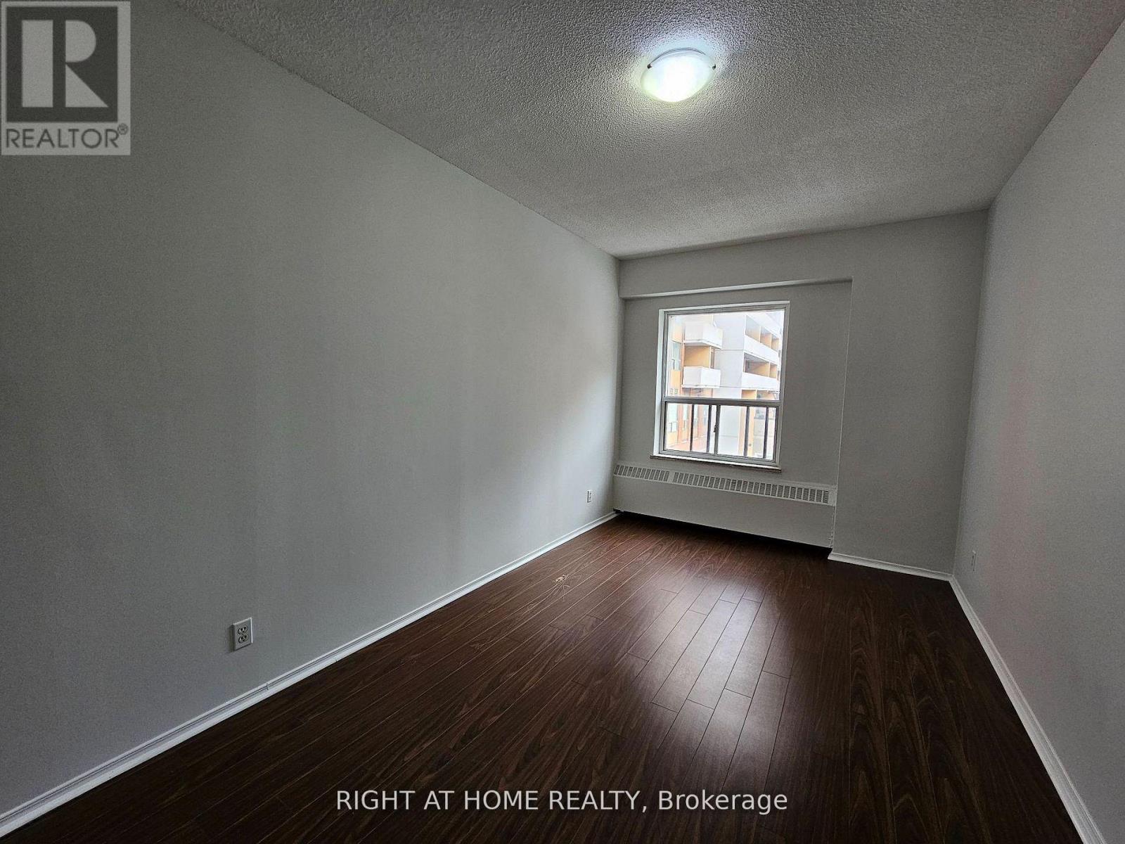 307 - 1801 Eglinton Avenue W, Toronto (Oakwood Village), Ontario  M6E 2H7 - Photo 11 - C13100106
