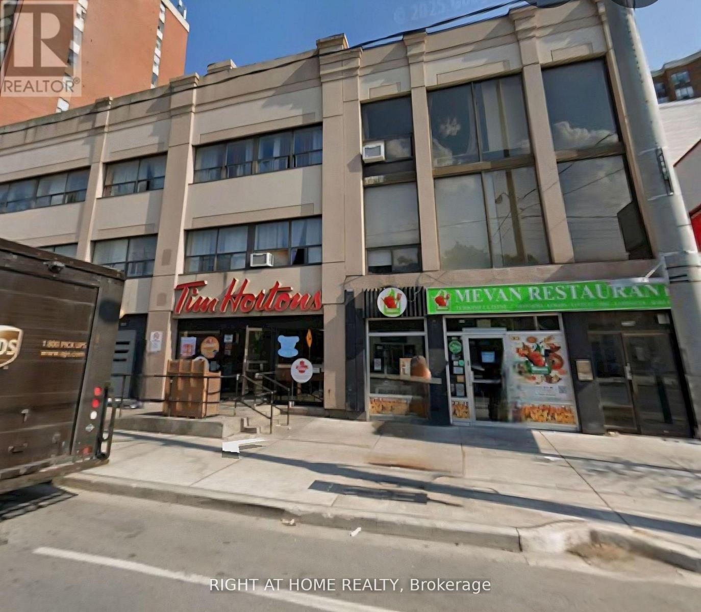 307 - 1801 Eglinton Avenue W, Toronto (Oakwood Village), Ontario  M6E 2H7 - Photo 22 - C13100106