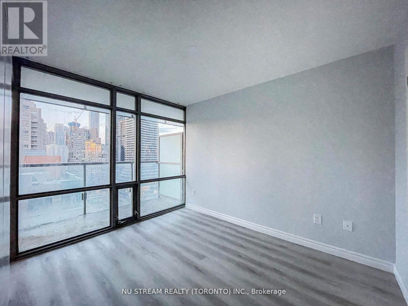 1806 - 37 Grosvenor Street, Toronto, Ontario  M4Y 3G5 - Photo 6 - C13100116