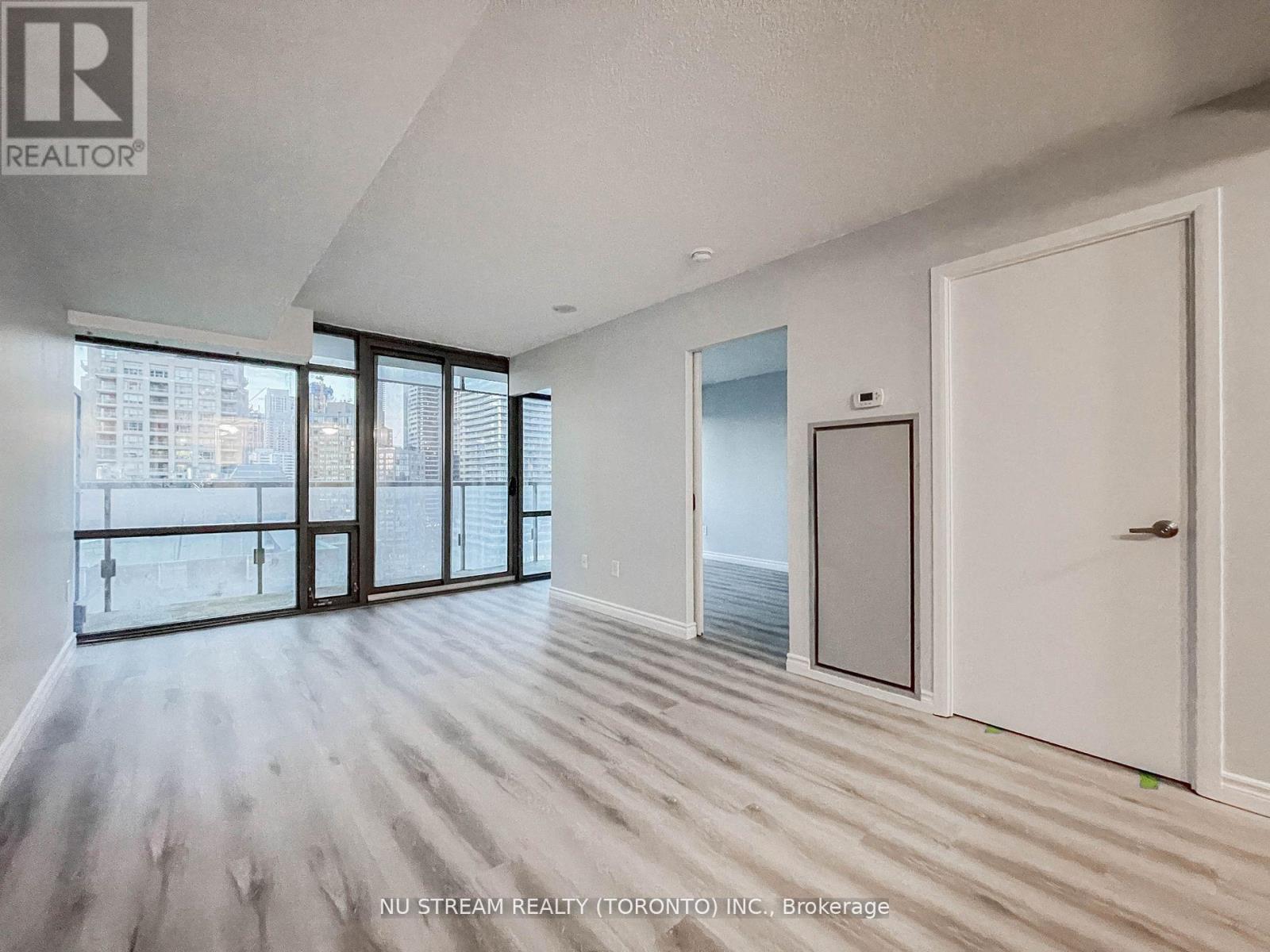 1806 - 37 Grosvenor Street, Toronto, Ontario  M4Y 3G5 - Photo 8 - C13100116