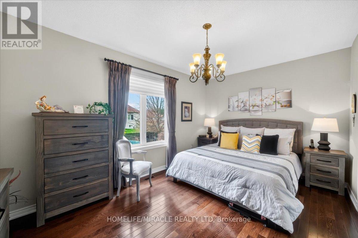12 Broadpoint Street, Wasaga Beach, Ontario  L9Z 3B8 - Photo 22 - S13100114