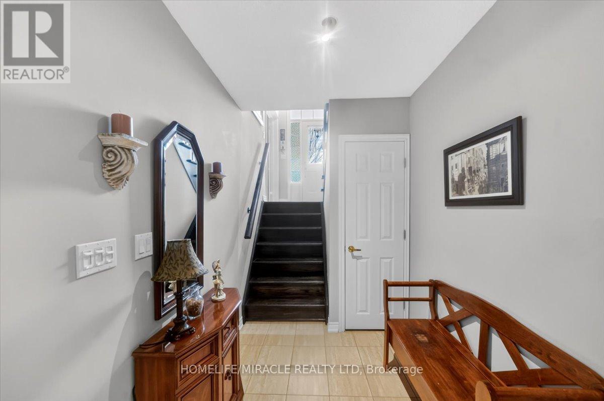 12 Broadpoint Street, Wasaga Beach, Ontario  L9Z 3B8 - Photo 31 - S13100114