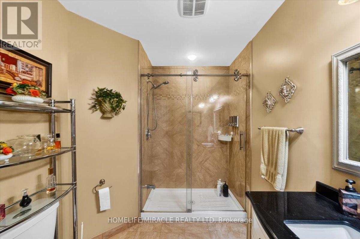 12 Broadpoint Street, Wasaga Beach, Ontario  L9Z 3B8 - Photo 37 - S13100114