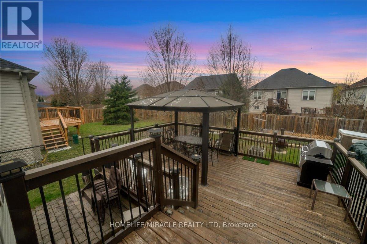 12 Broadpoint Street, Wasaga Beach, Ontario  L9Z 3B8 - Photo 40 - S13100114