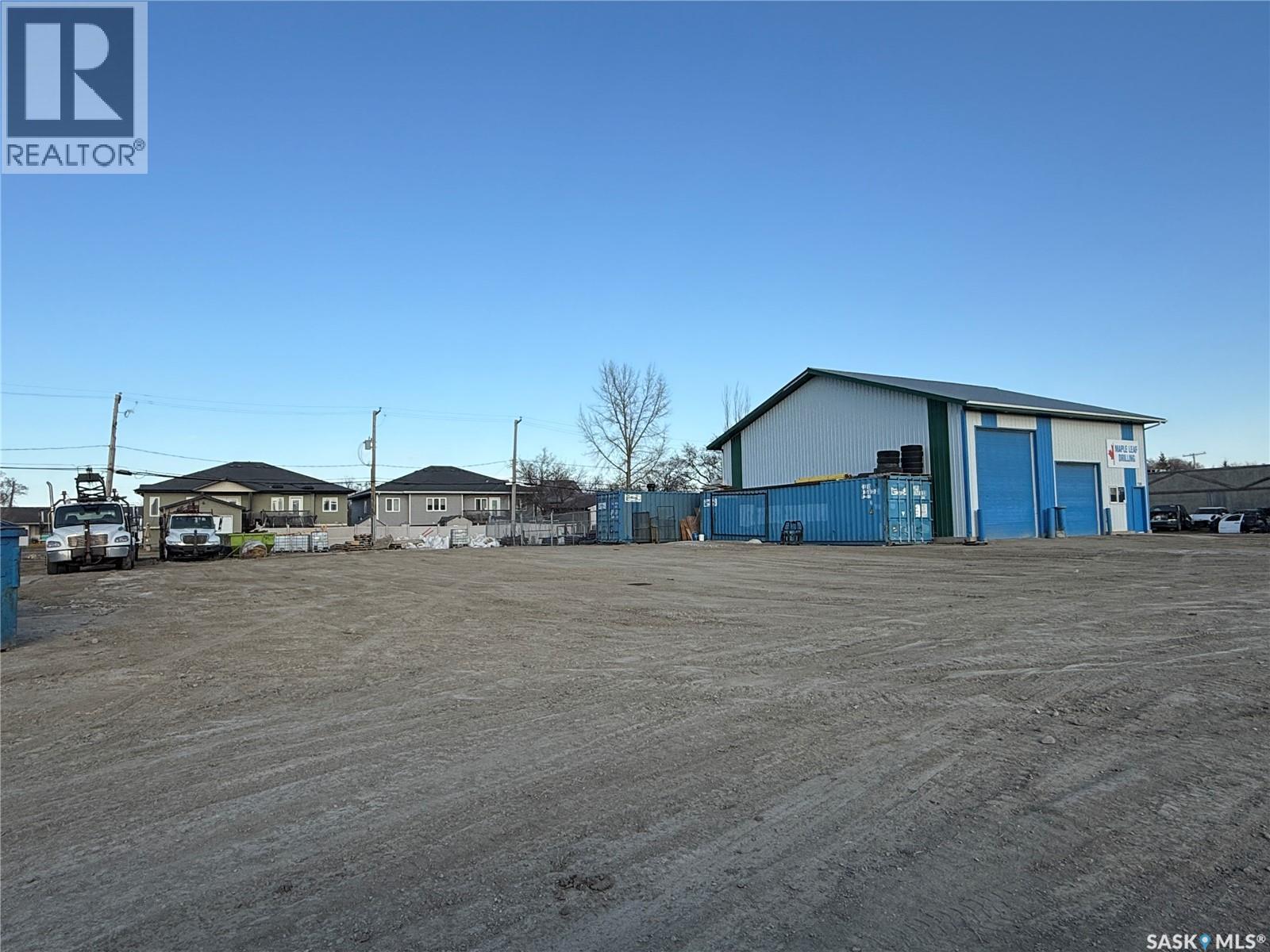 739 Centennial Drive N, Martensville, Saskatchewan  S0K 2T0 - Photo 3 - SK019557