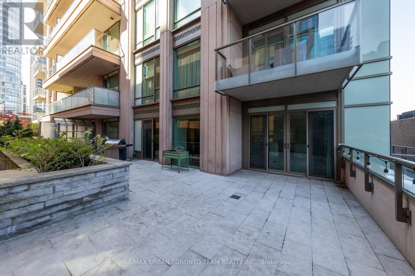 303 - 80 Yorkville Avenue, Toronto, Ontario  M5R 2C2 - Photo 22 - C13082658